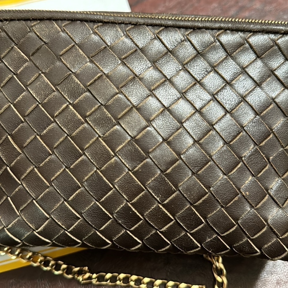 Bottega Veneta pouch conversion Authentic - Picture 2 of 8